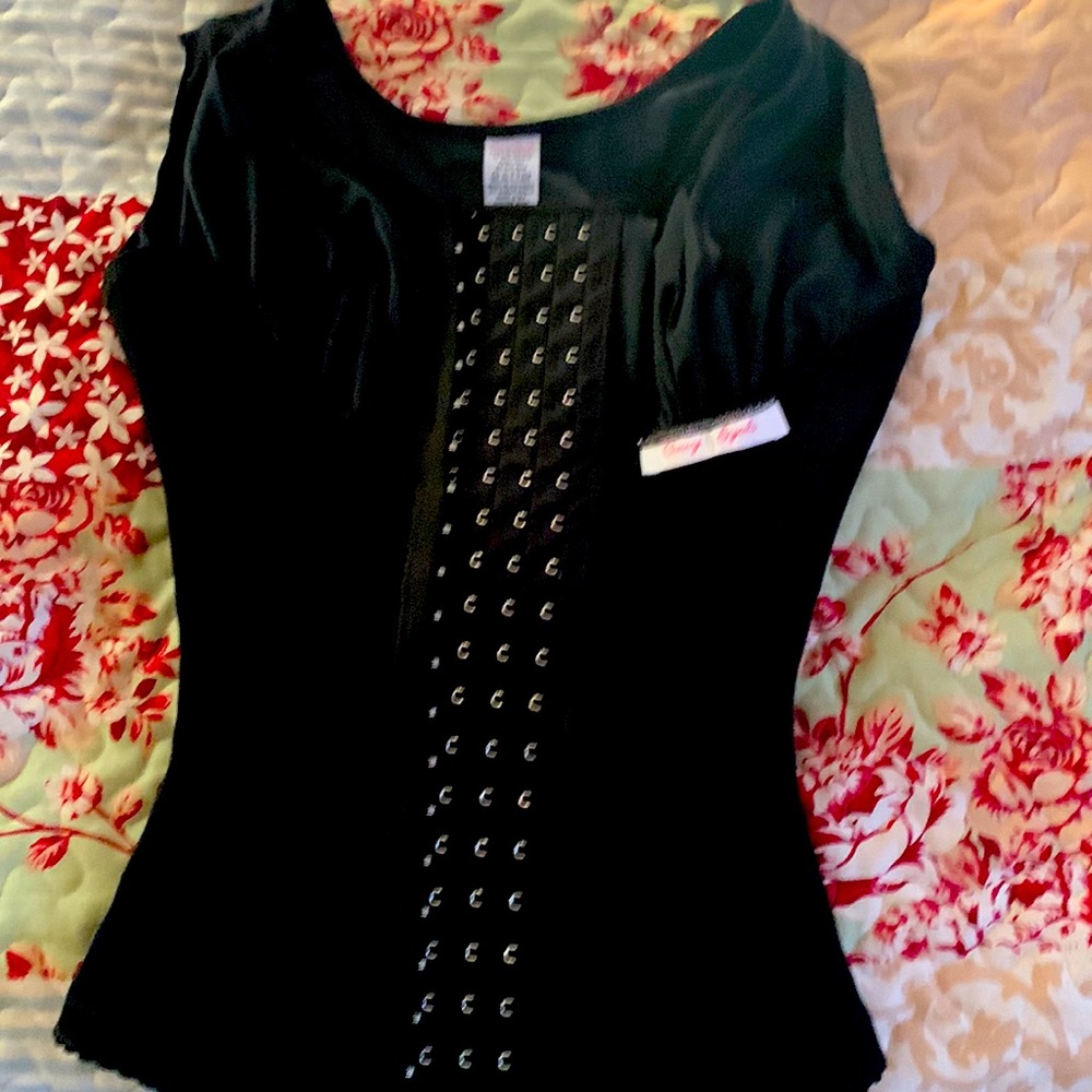 Curvy Gyals Faja vest bust 40/ waist 27